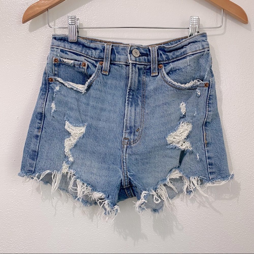 Abercrombie & Fitch Mom Short